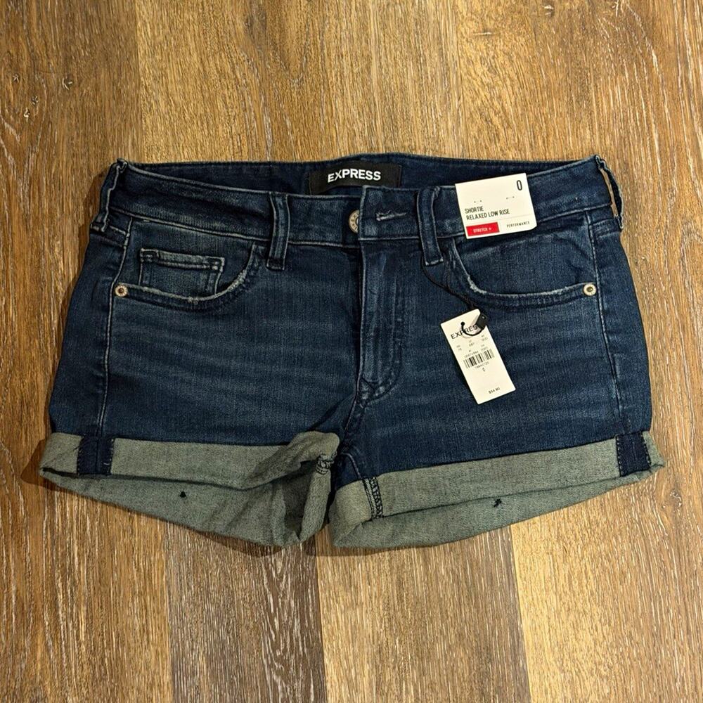 Express Shortie Relaxed Low Rise Dark Wash Stretch Cuffed Denim Shorts 0